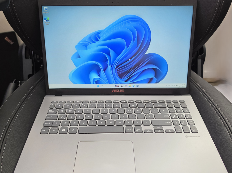 ASUS VivoBook A509JA