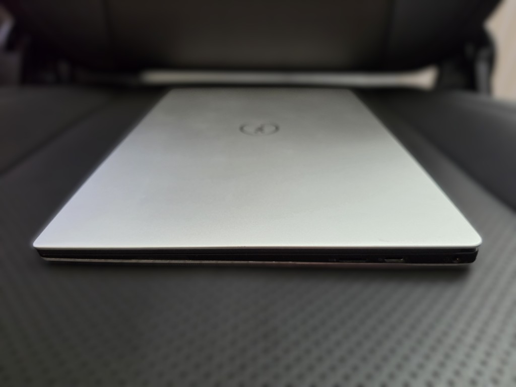 Refurbished Dell XPS 13 - 9305 9