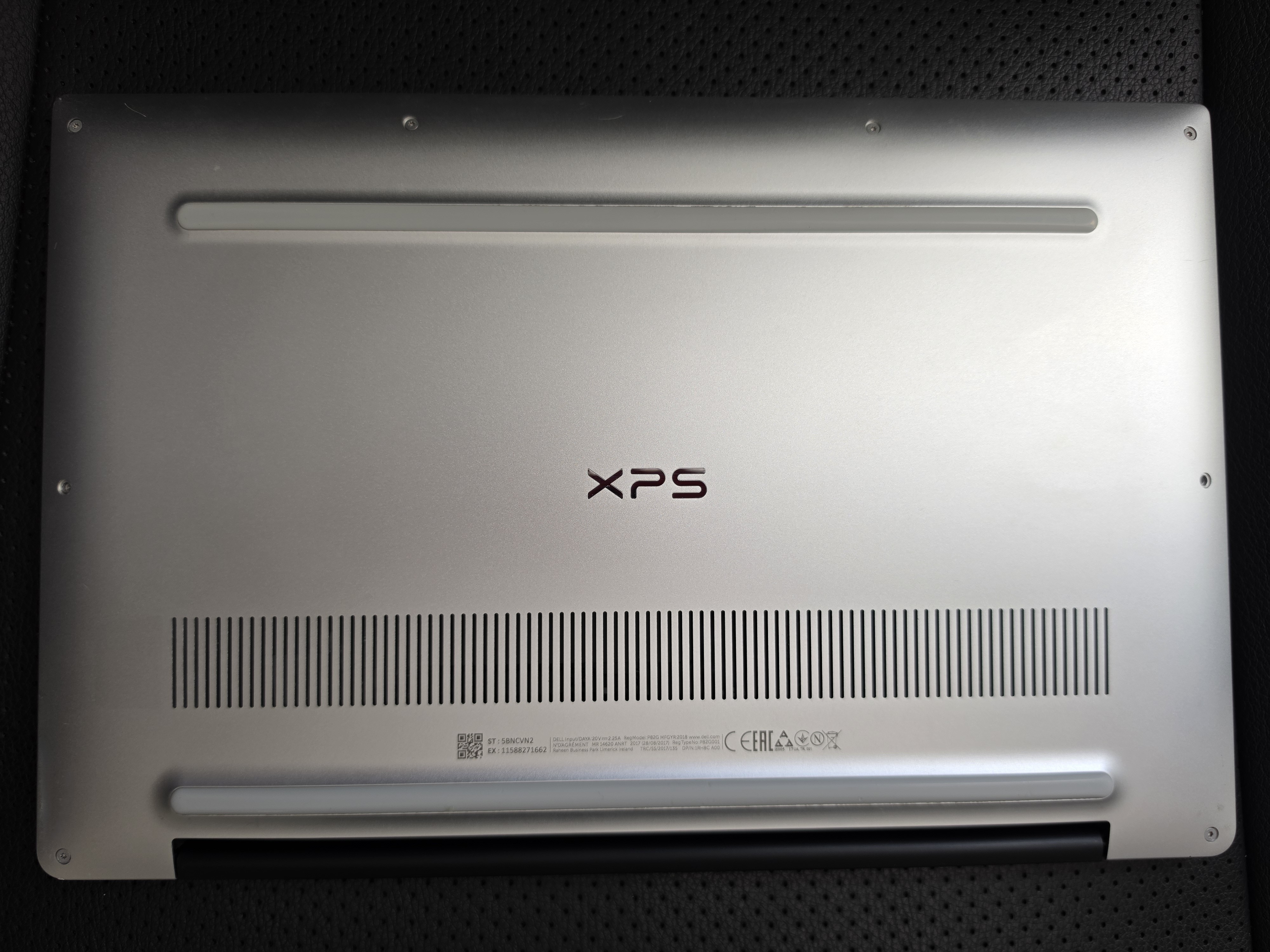 Dell XPS 13 - 9370 2